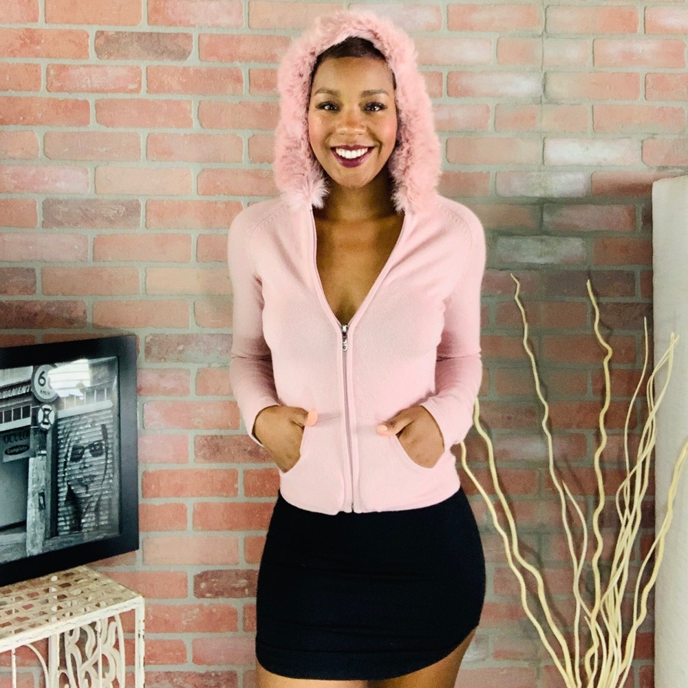 ✨3 for $35 ✨ Bebe Sweater